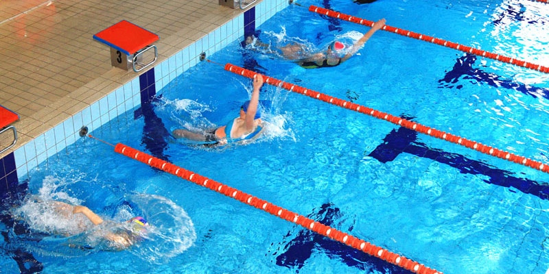 foto:Wyniki z zawodów w pływaniu 2010