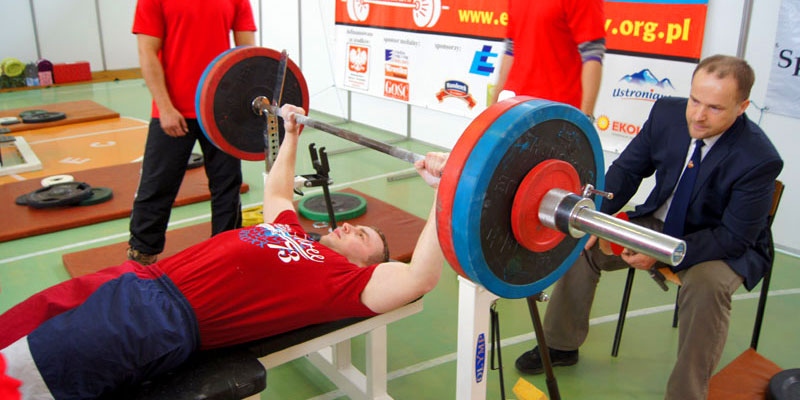 Zawody w Wyciskaniu Sztangi Leżąc - Żywiec 2012