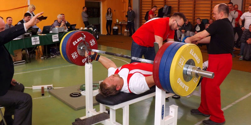 foto:XIV Ogólnopolskie Integracyjne Zawody w Wyciskaniu Sztangi Leżąc Żywiec 17 - 18 marzec 2017 